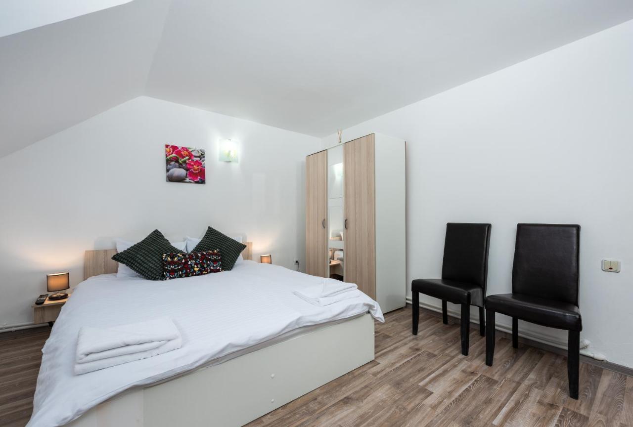 Pensiunea Ursuletul Paddington Predeal Exterior foto